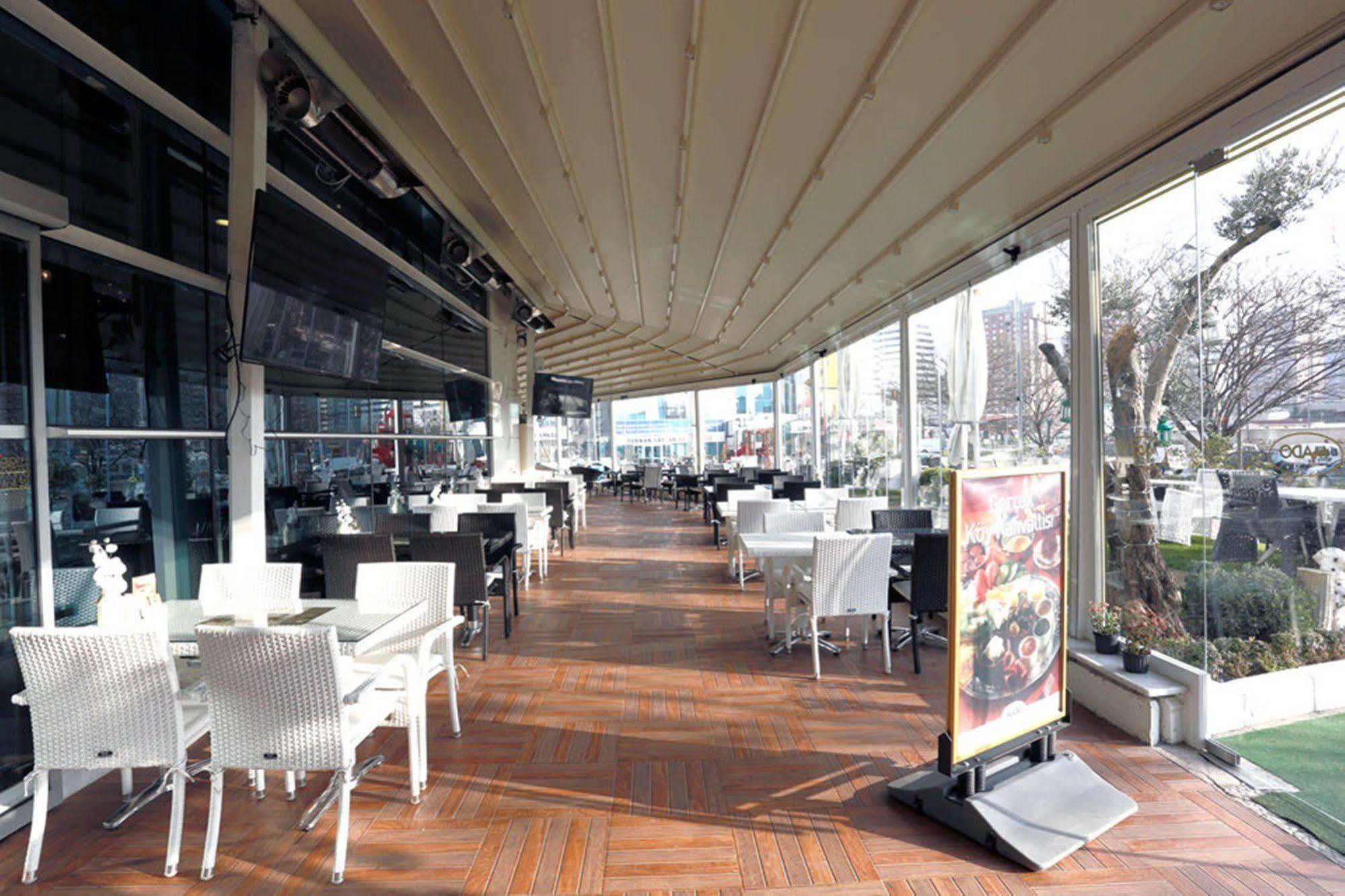 Flora Suites Ataşehir Istanbul Exterior foto