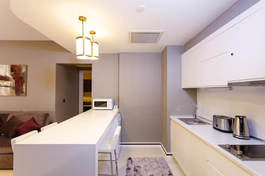 Flora Suites Ataşehir Istanbul Exterior foto